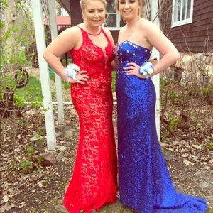 Red super adorable prom dress!